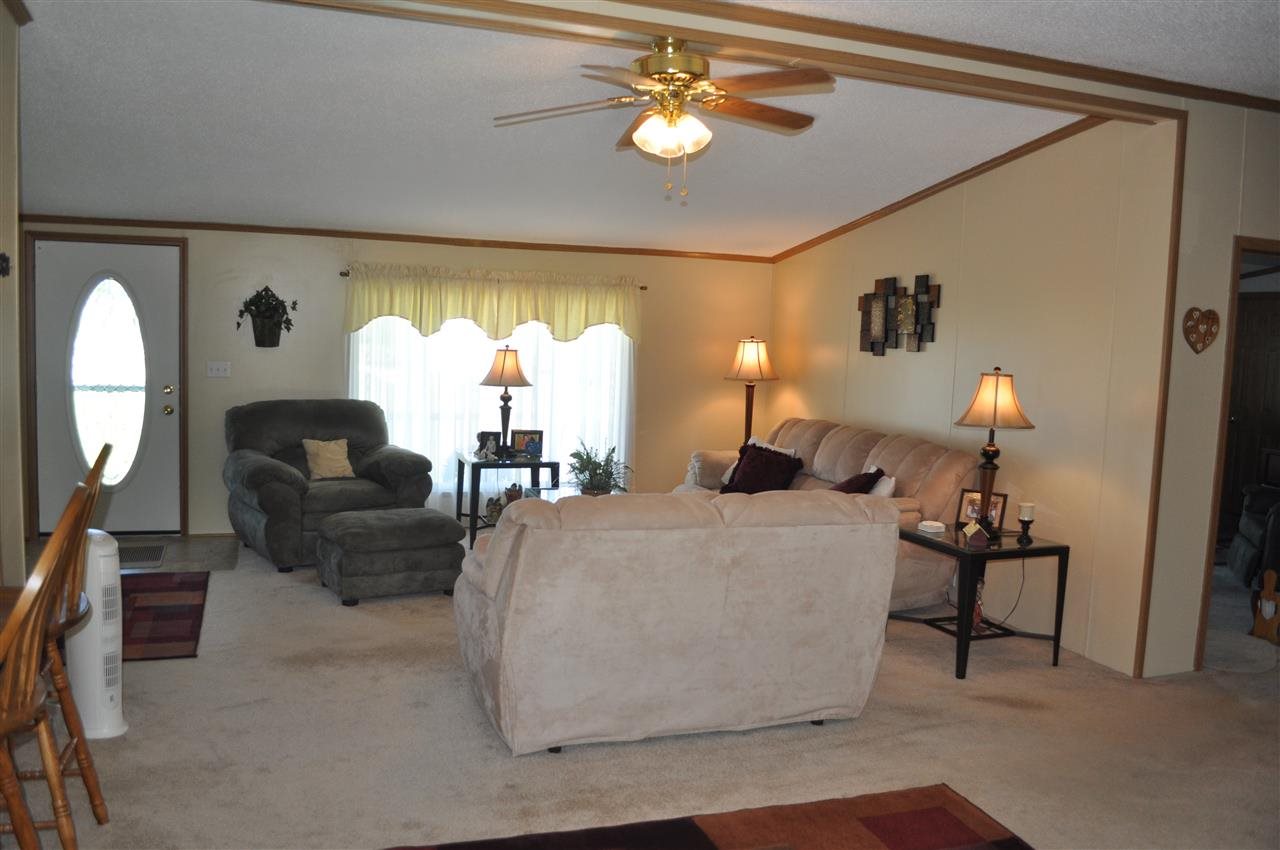 18990 Joan Kay Ln, Goshen, IN 46528 photo 15