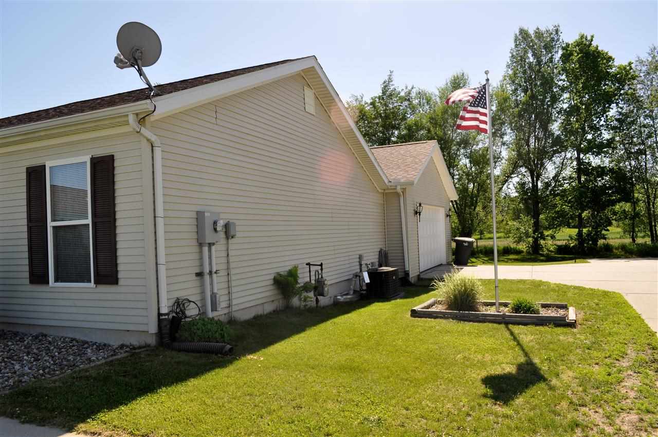 18990 Joan Kay Ln, Goshen, IN 46528 photo 17