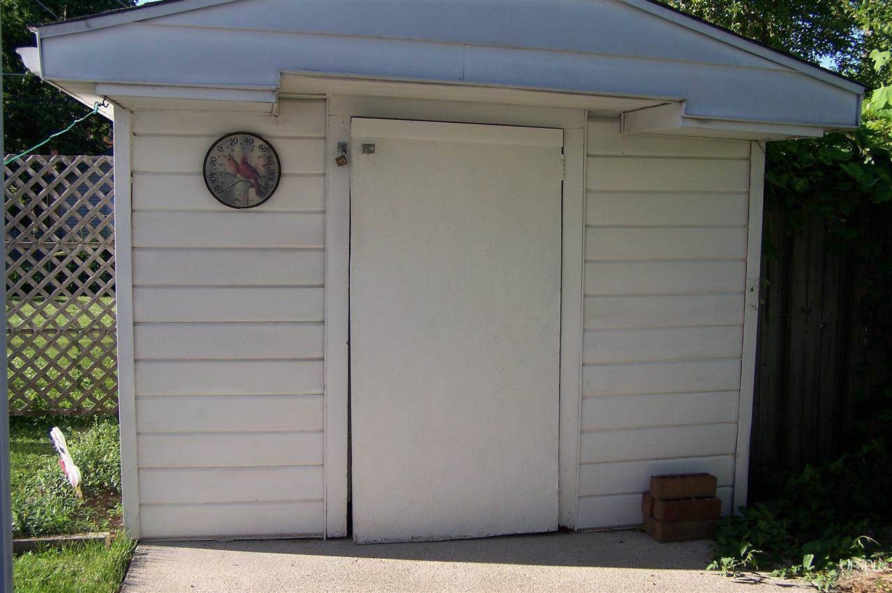 2517 Kenwood Ave, Fort Wayne, IN 46805 photo 8