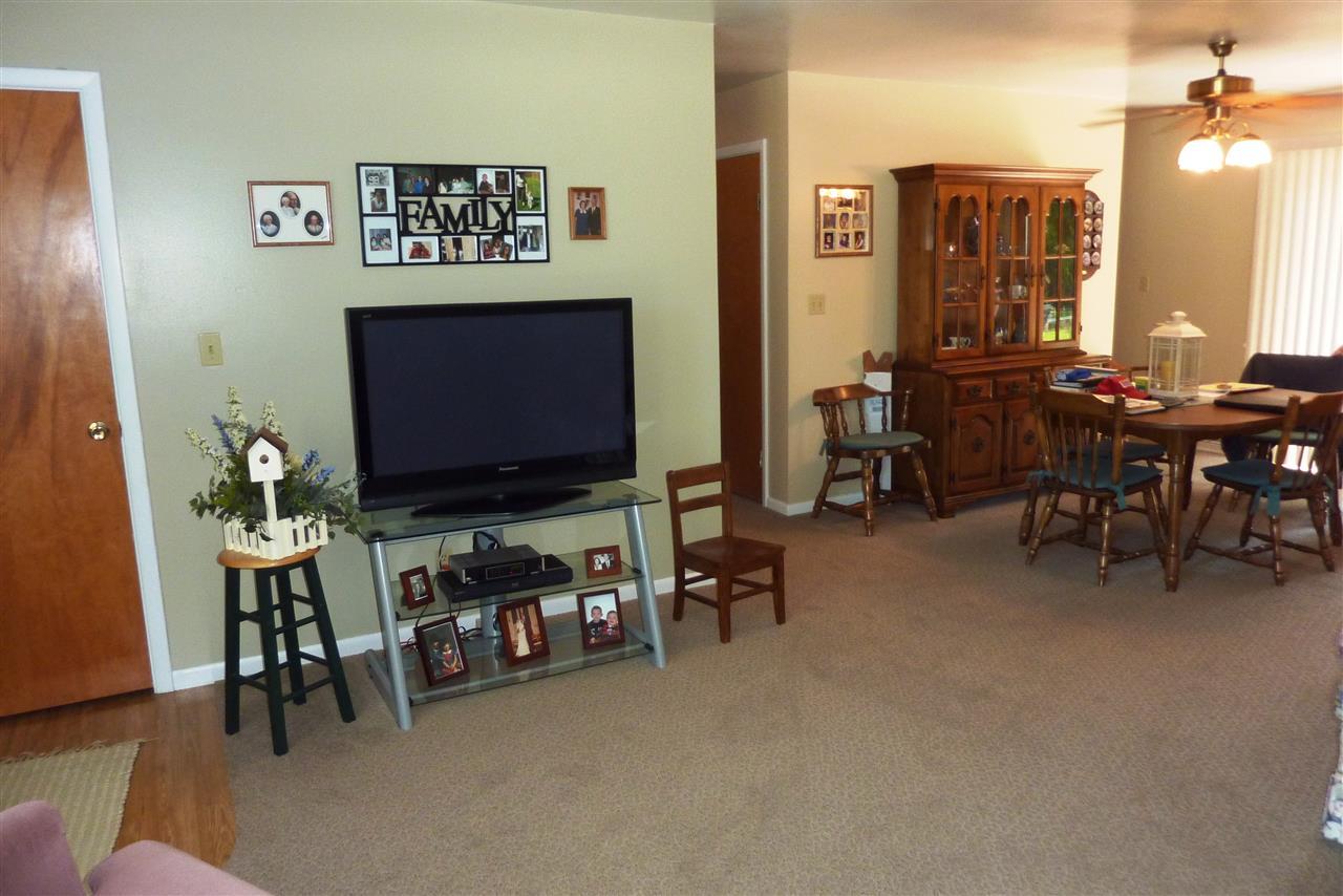 781 Fortna Dr, Rochester, IN 46975 photo 4