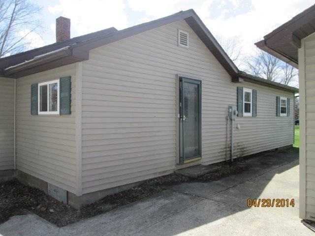 965 W 575 S, Wolcottville, IN 46795 photo 3