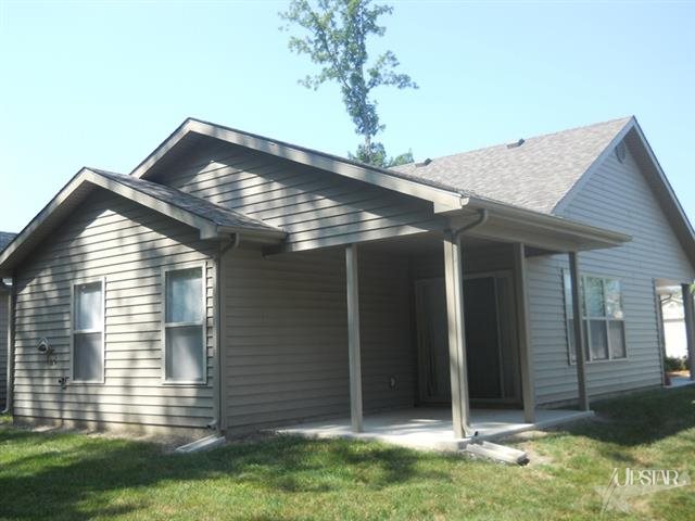 1265 Oak Grove Pl, Decatur, IN 46733 photo 2
