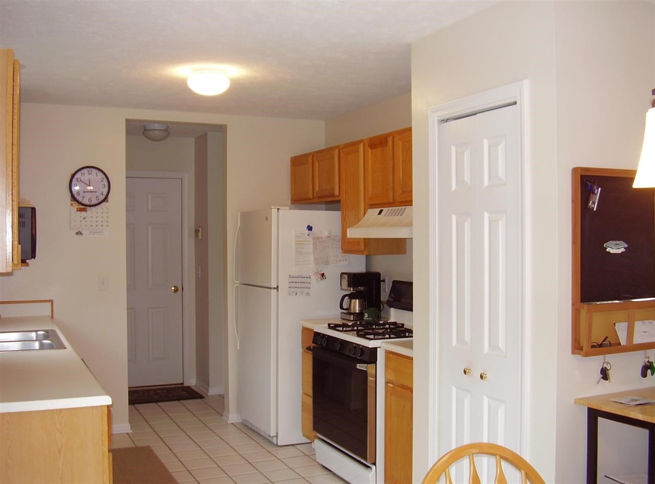 10417 Courtney Ln, Granger, IN 46530 photo 4
