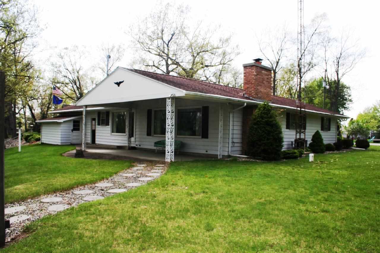 1100 E 480 N, Howe, IN 46746 photo 3