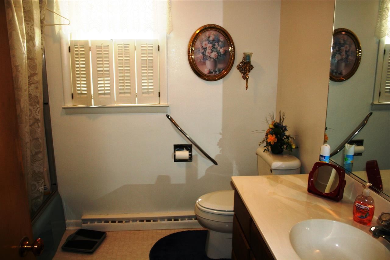 1100 E 480 N, Howe, IN 46746 photo 23
