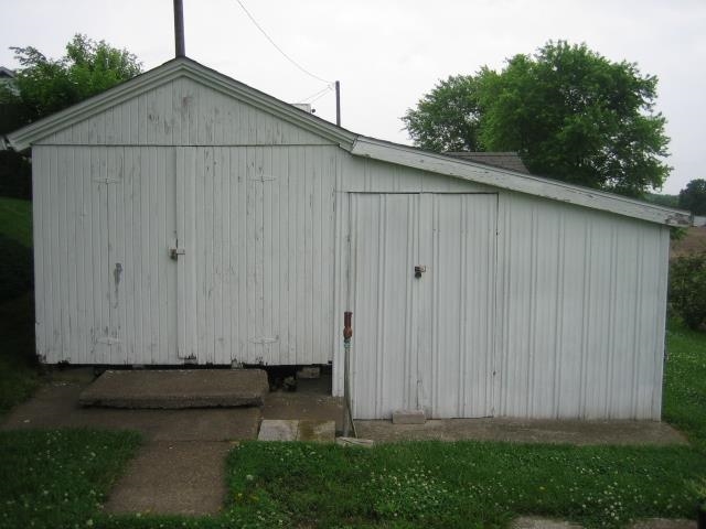 1367 E 6th St, Huntingburg, IN 47542 photo 14