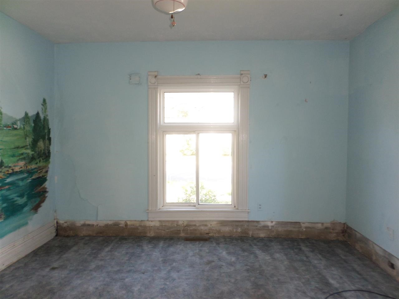 113 N Huntington St, Syracuse, IN 46567 photo 5