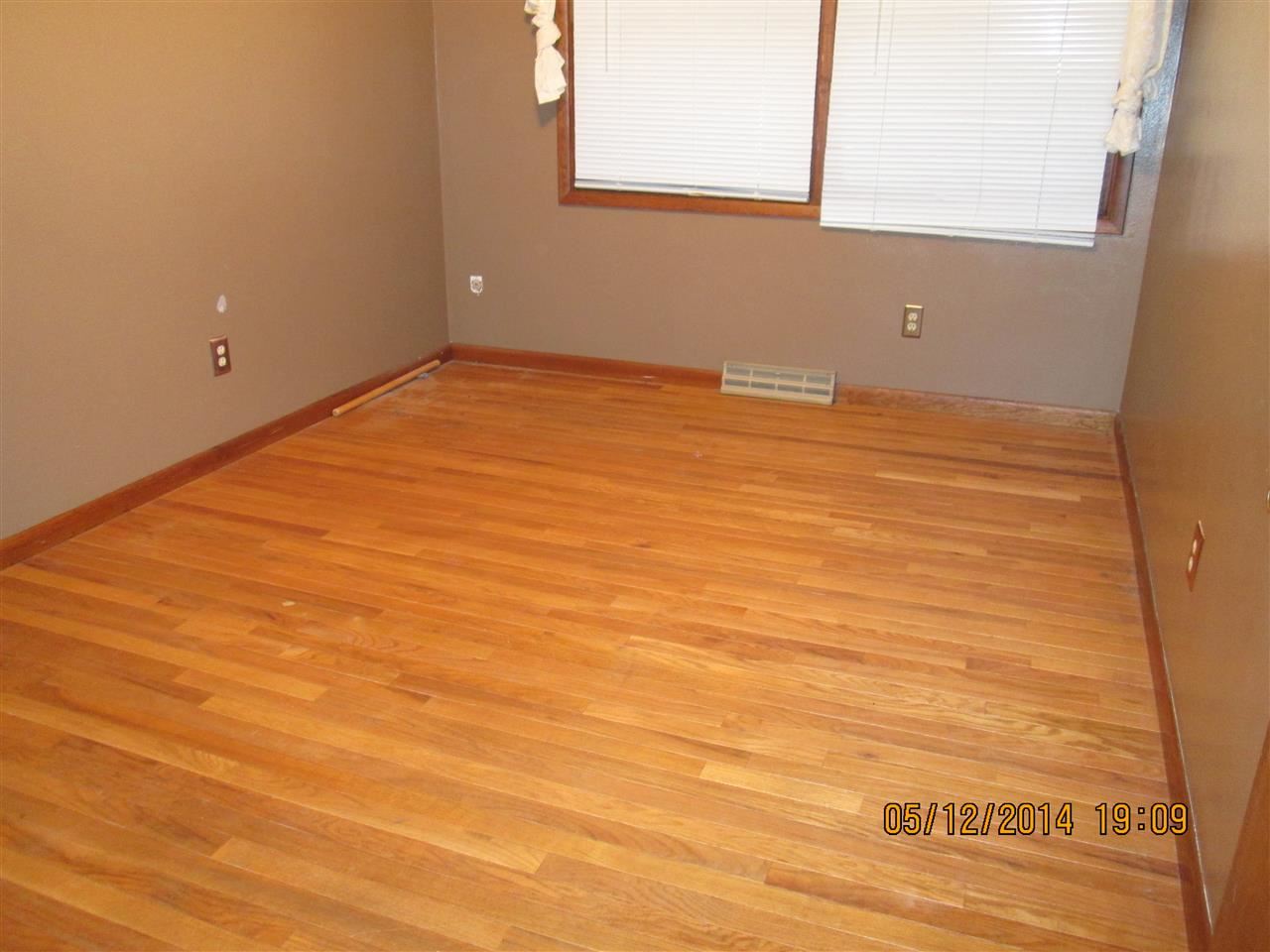 21431 Elkton Dr, South Bend, IN 46628 photo 8