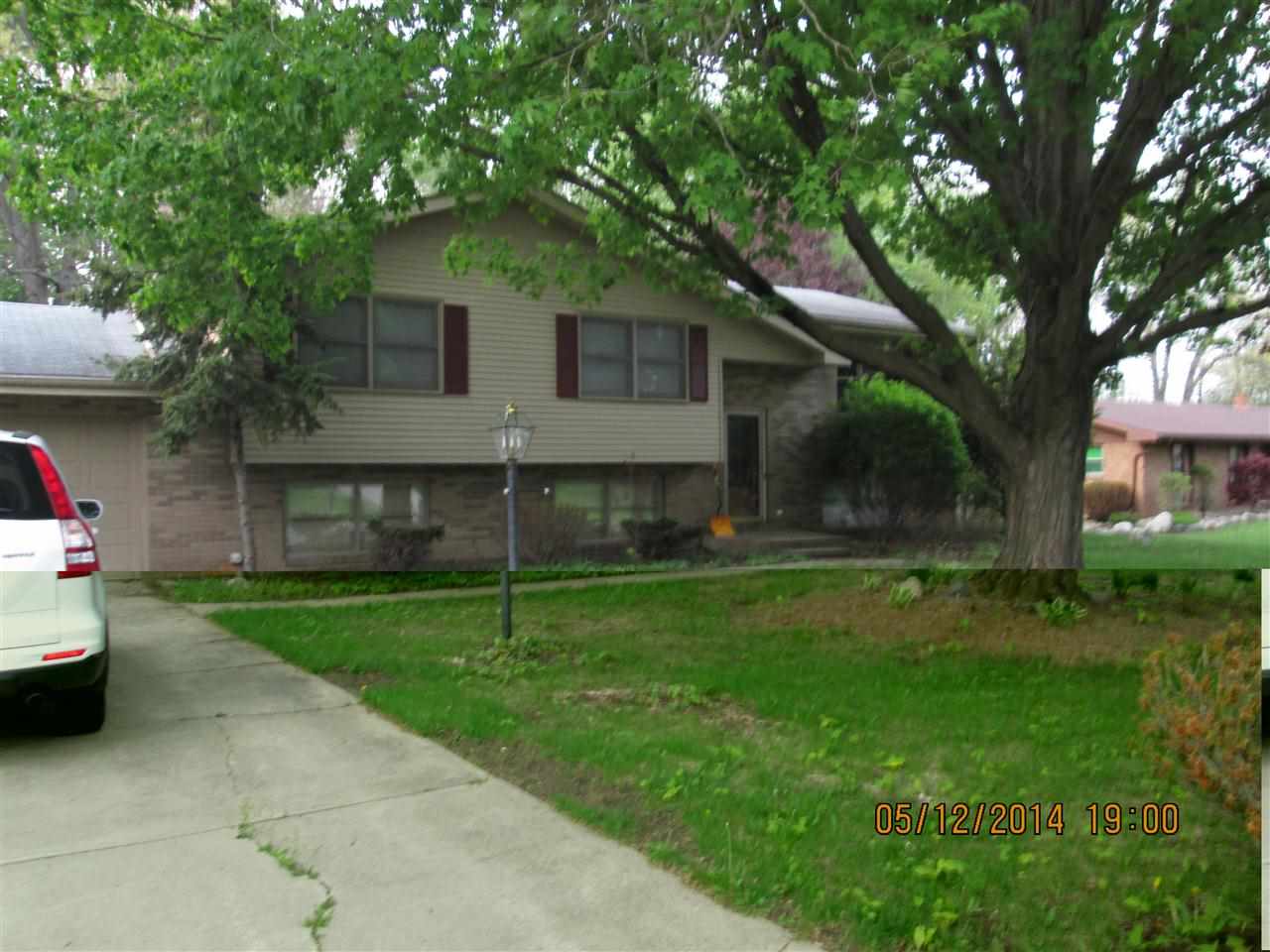 21431 Elkton Dr, South Bend, IN 46628 photo 1