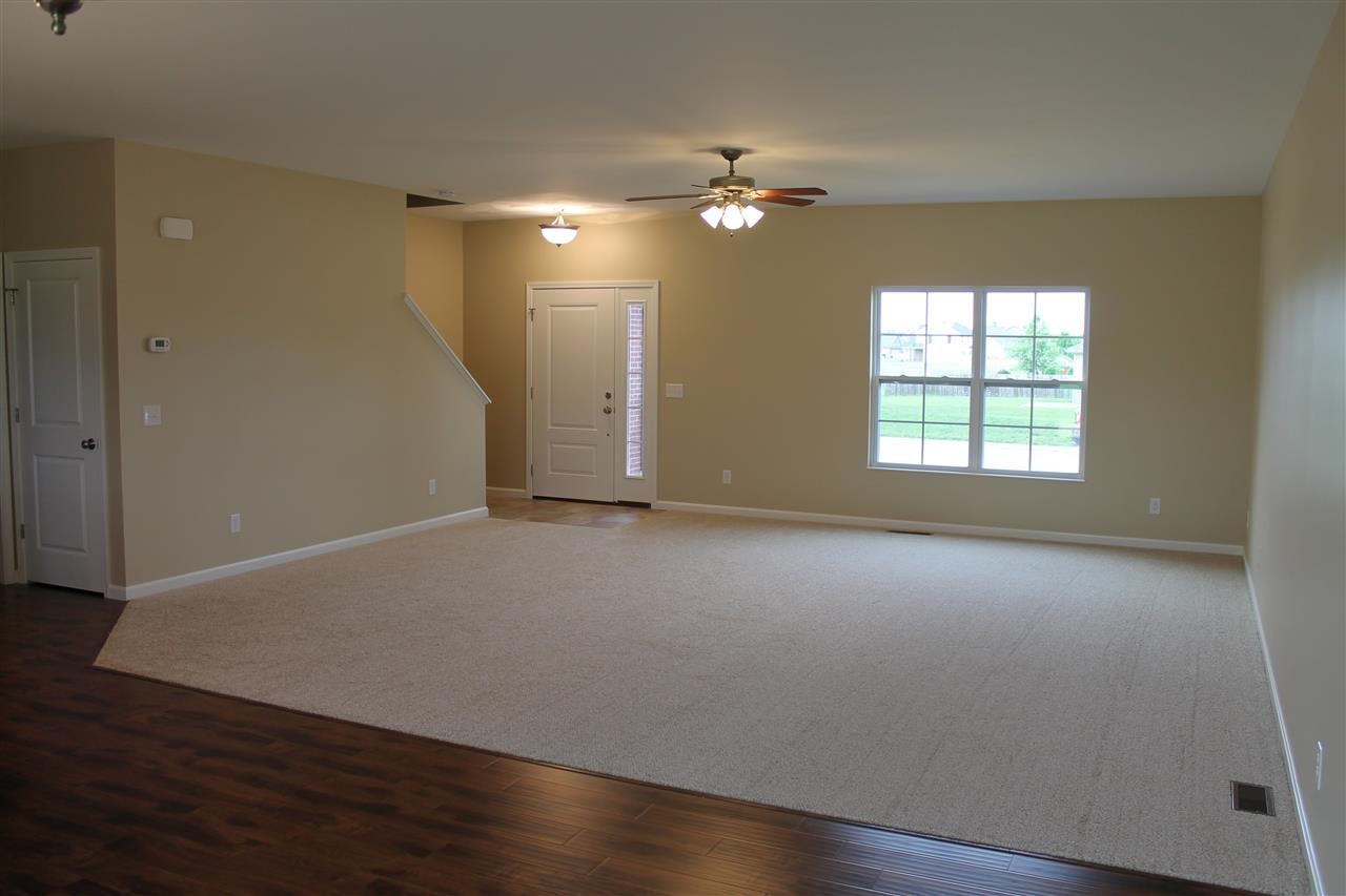 3838 Aberdeen Ct, Evansville, IN 47725 photo 2