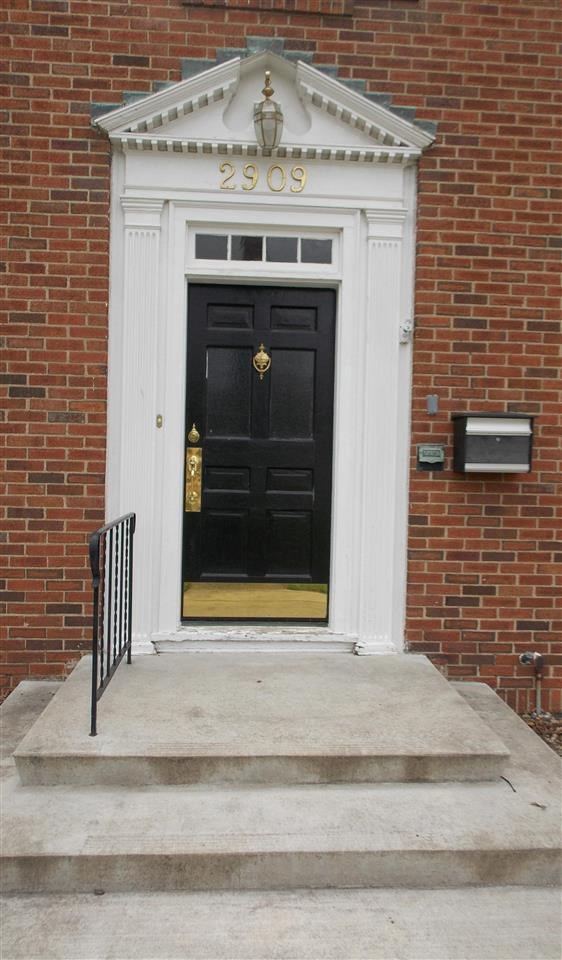 2909 S Michigan St, South Bend, IN 46614 photo 2