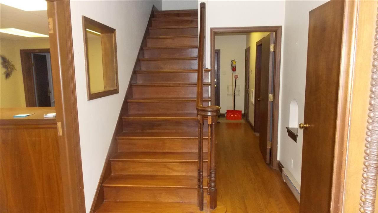 2909 S Michigan St, South Bend, IN 46614 photo 17