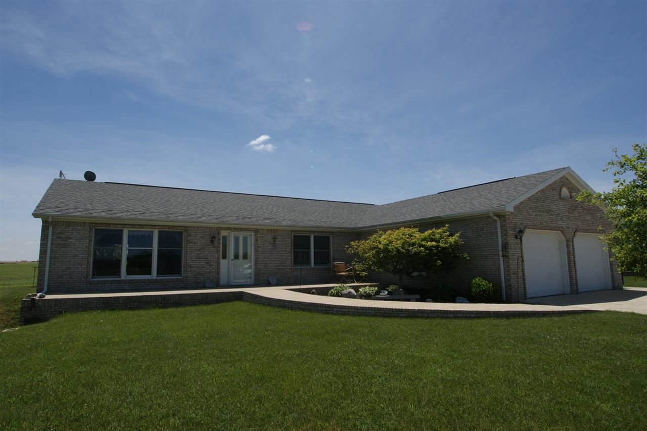 479 W 1075 S, Bunker Hill, IN 46914 photo 1