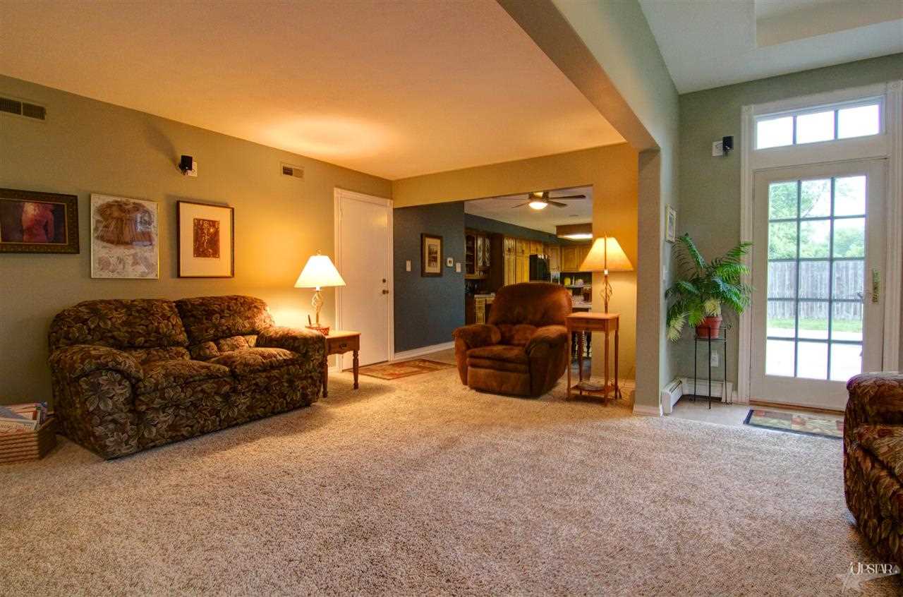 6728 Lake Crest Ct, Fort Wayne, IN 46815 photo 6