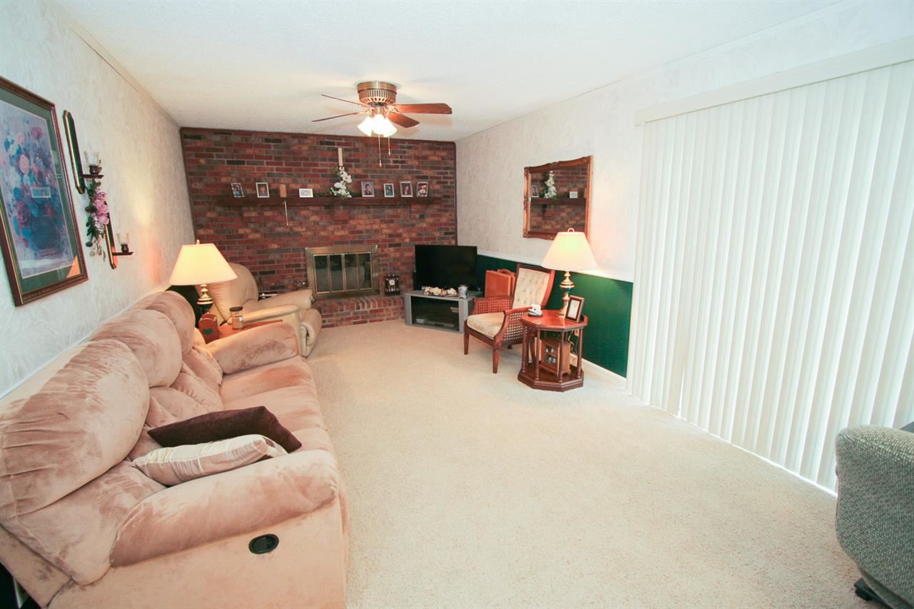 9116 Shoreline Dr, Wadesville, IN 47638 photo 9
