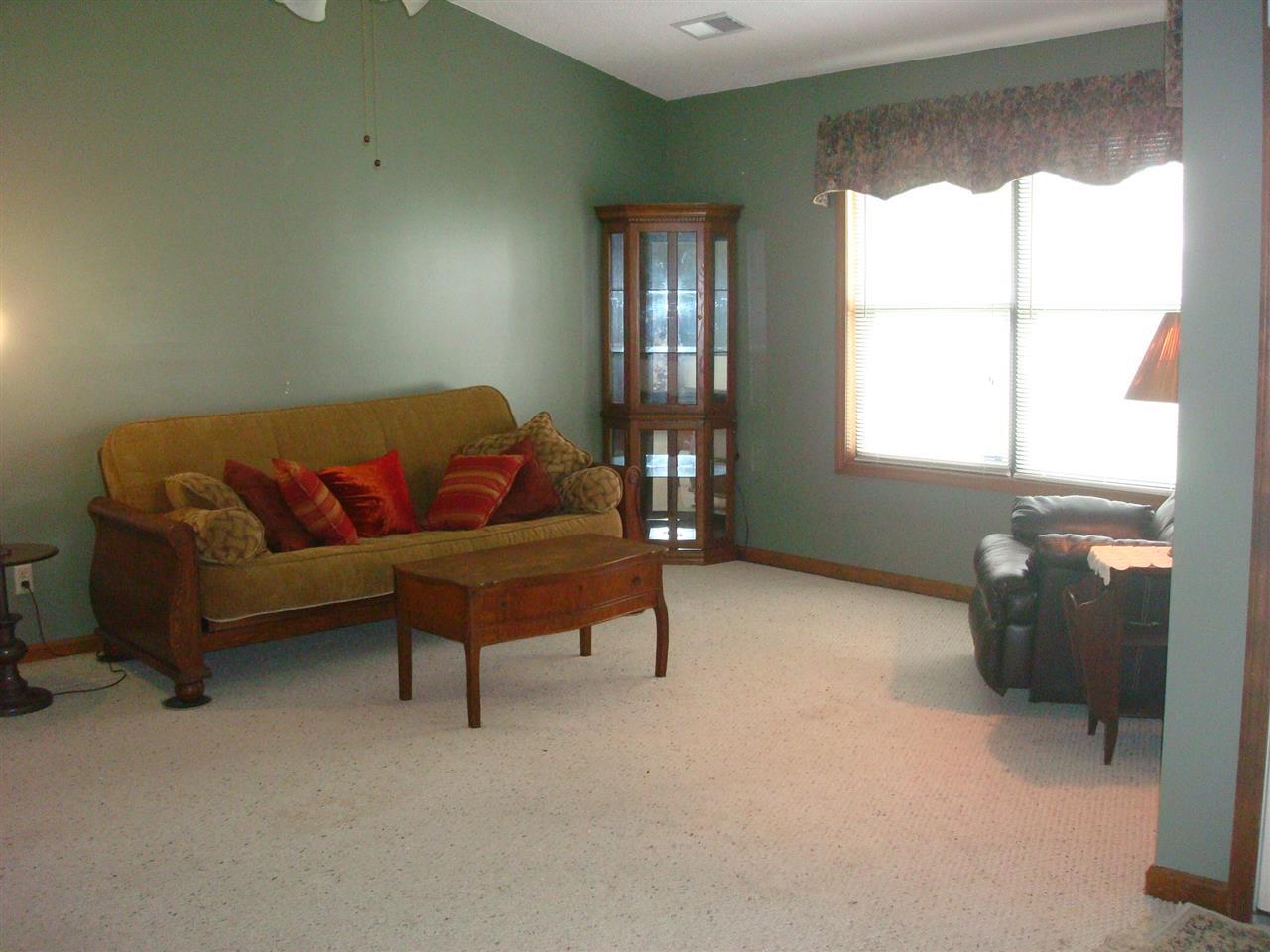 8788 Westwood Dr, Newburgh, IN 47630 photo 2