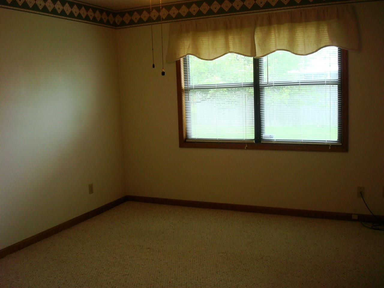 8788 Westwood Dr, Newburgh, IN 47630 photo 4