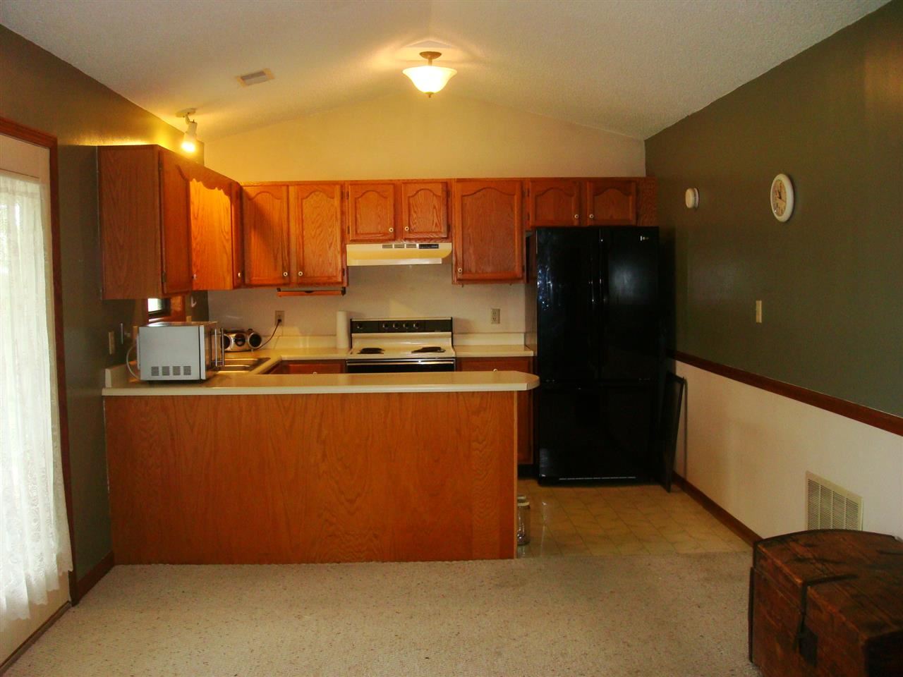 8788 Westwood Dr, Newburgh, IN 47630 photo 3