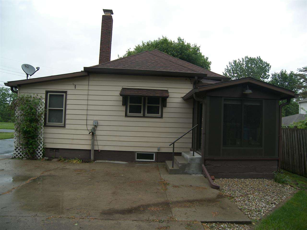 427 N Carter St, Greentown, IN 46936 photo 8