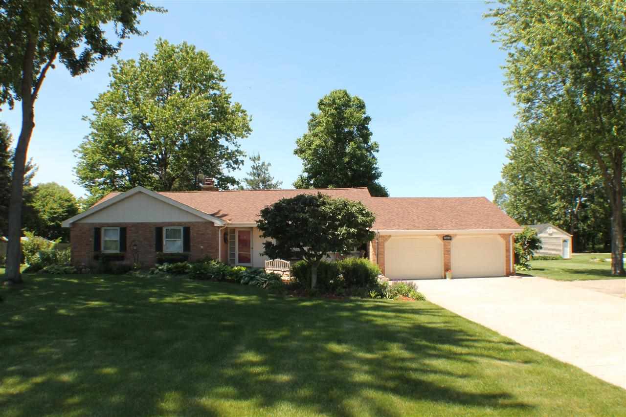 51555 Mayflower Rd, South Bend, IN 46628 photo 1