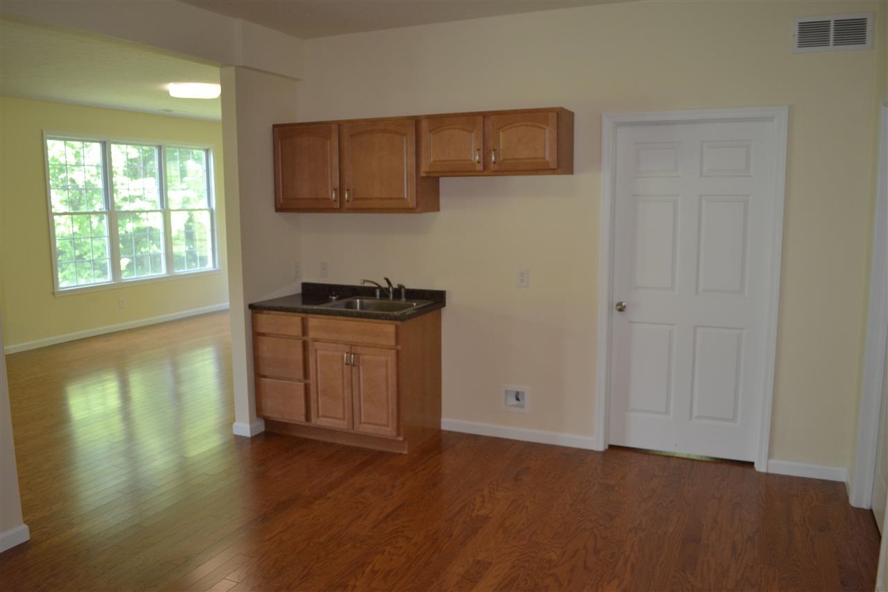 954 S Sara Ct, Bloomington, IN 47401 photo 9