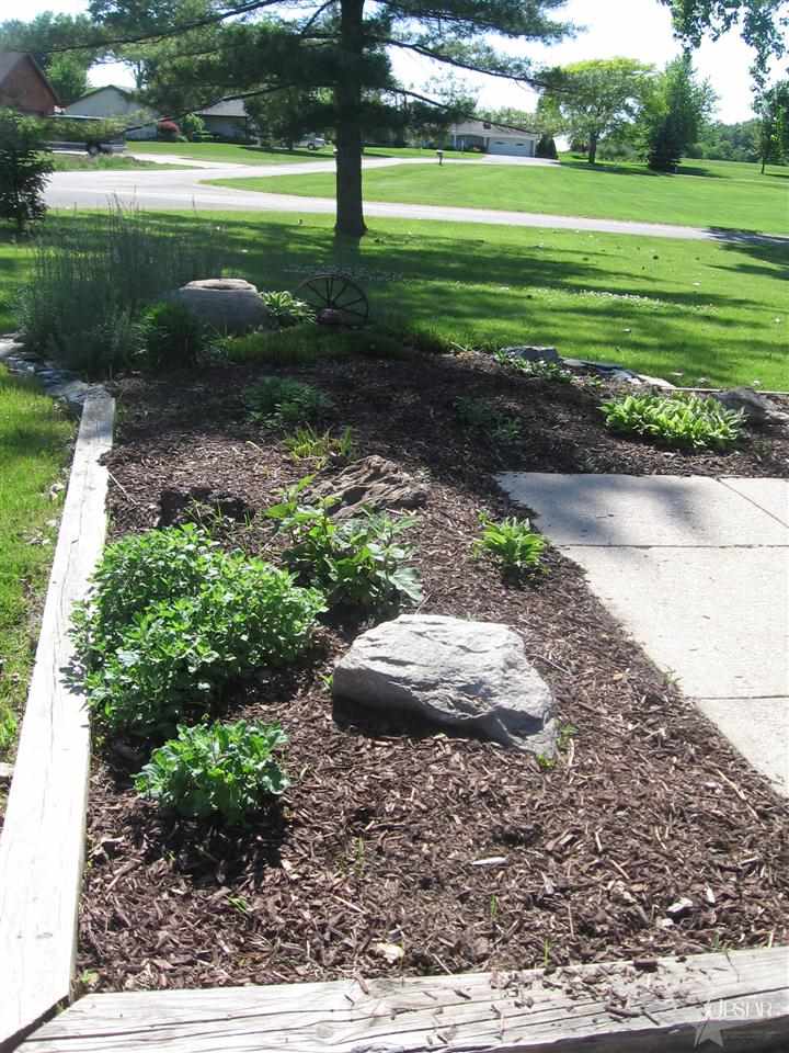 9099 E South Carlin Ct, Churubusco, IN 46723 photo 27