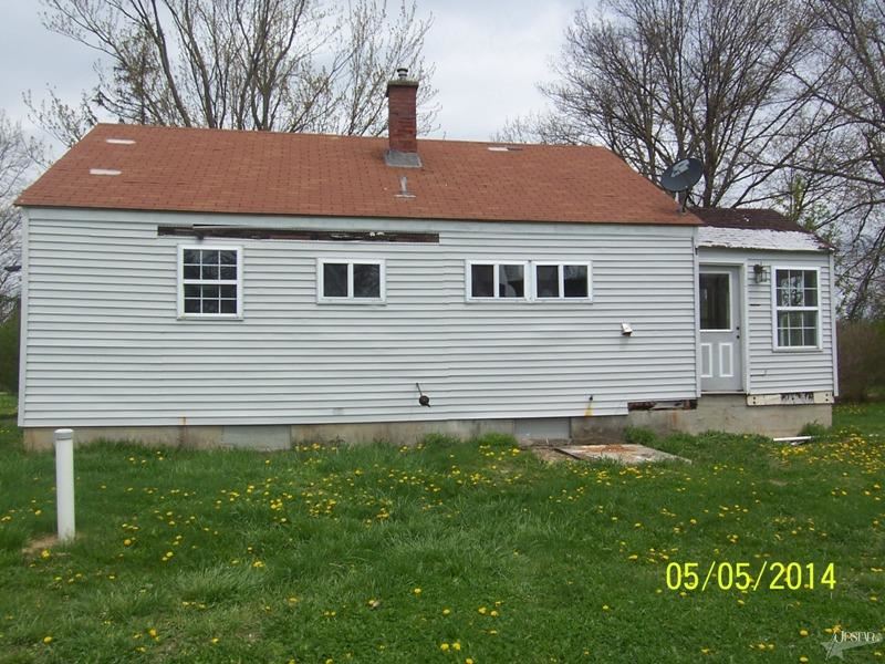 3119 Burma Rd, Fort Wayne, IN 46808 photo 2