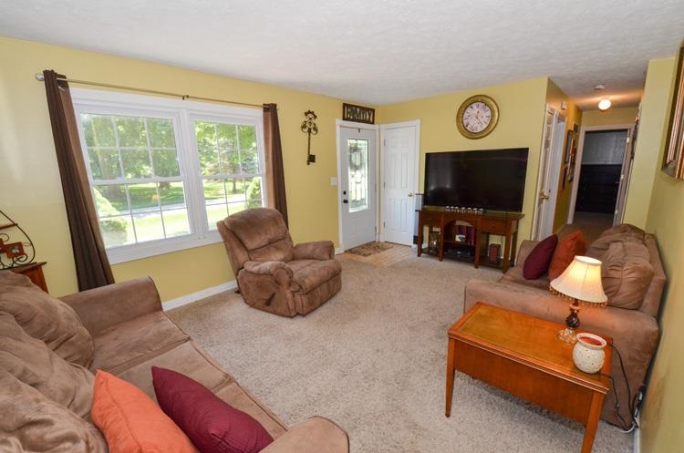 53635 Kershner Ln, Elkhart, IN 46514 photo 4