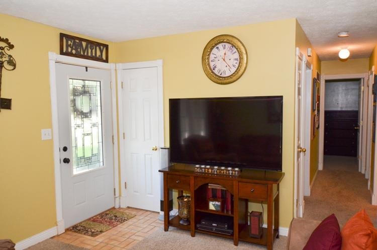53635 Kershner Ln, Elkhart, IN 46514 photo 5