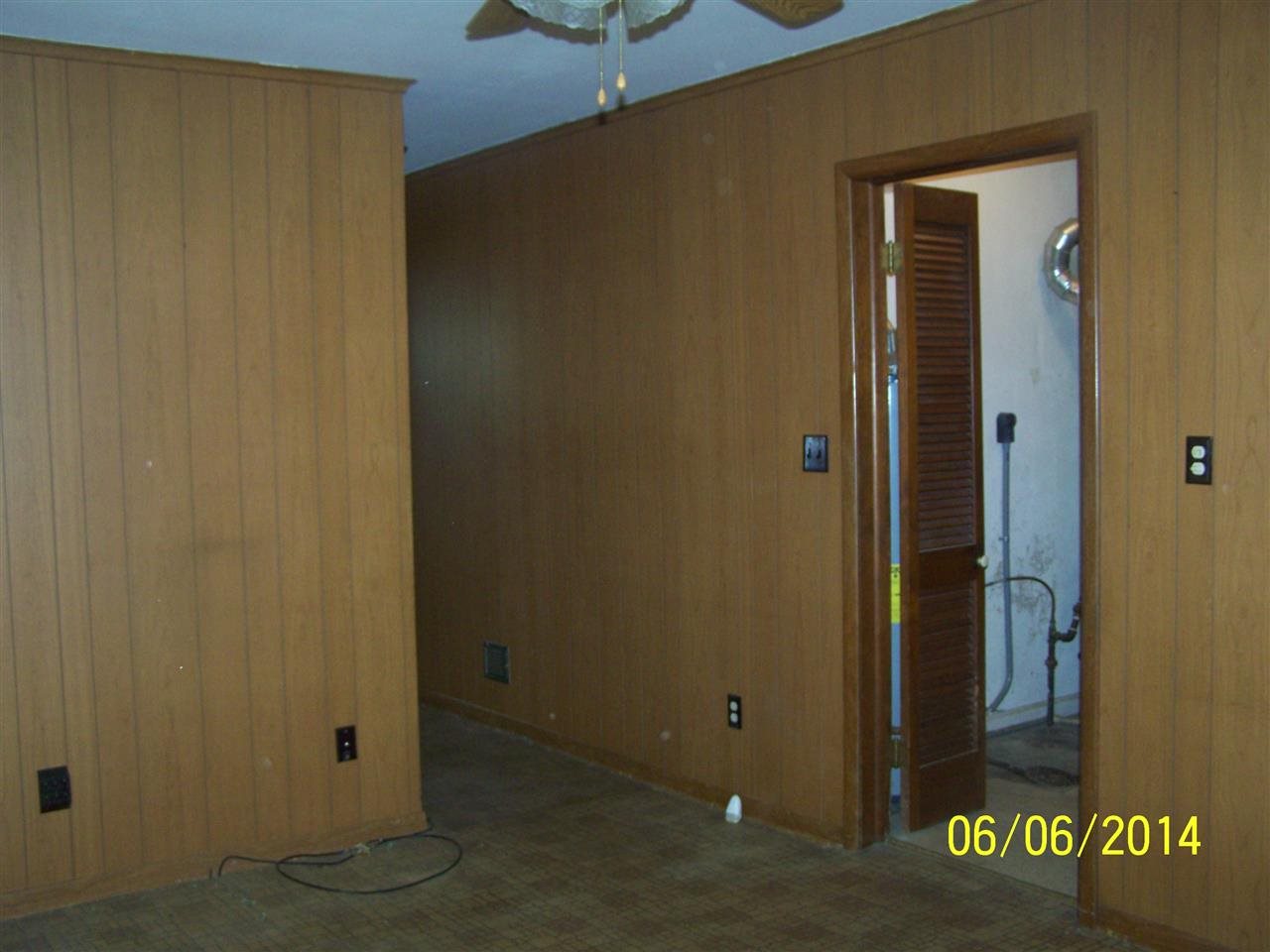 1401 S Parker Dr, Evansville, IN 47714 photo 4