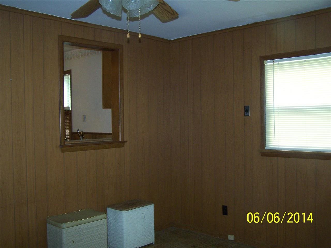 1401 S Parker Dr, Evansville, IN 47714 photo 6