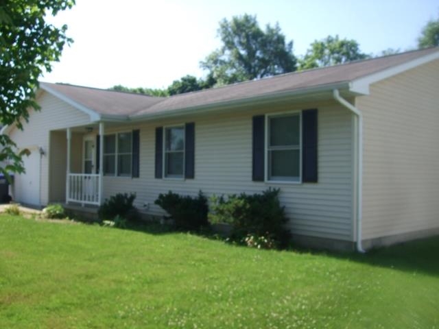 603 W Blackfoot Dr, Ellettsville, IN 47429 photo 1