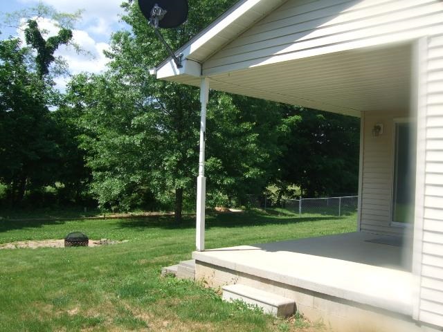 603 W Blackfoot Dr, Ellettsville, IN 47429 photo 5