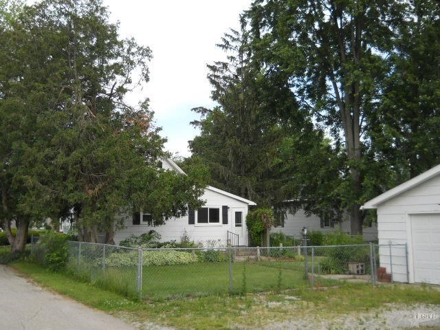 115 S 10th St, Decatur, IN 46733 photo 4