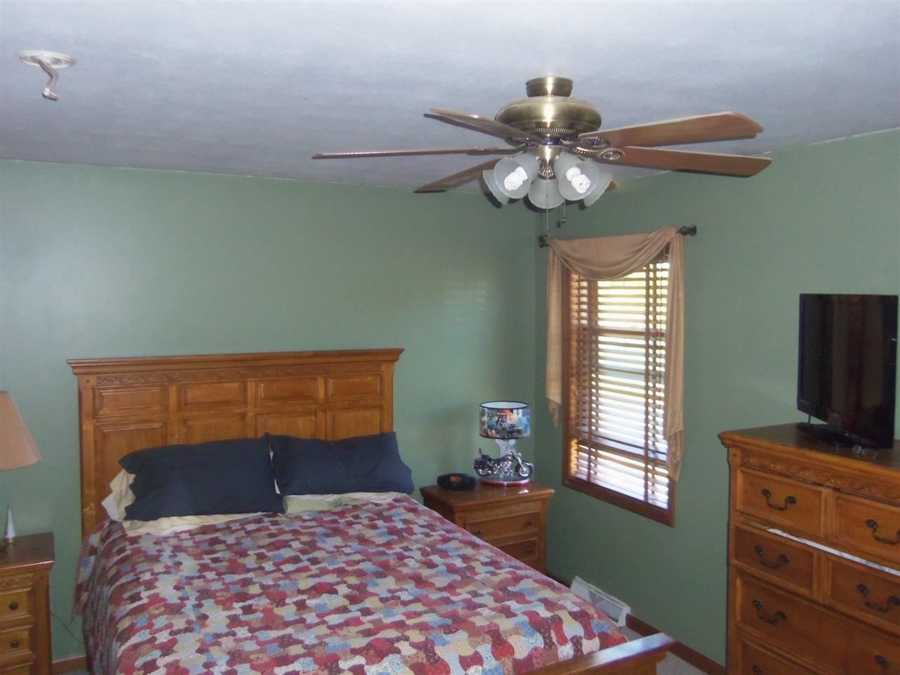 55699 County Road 35, Middlebury, IN 46540 photo 11