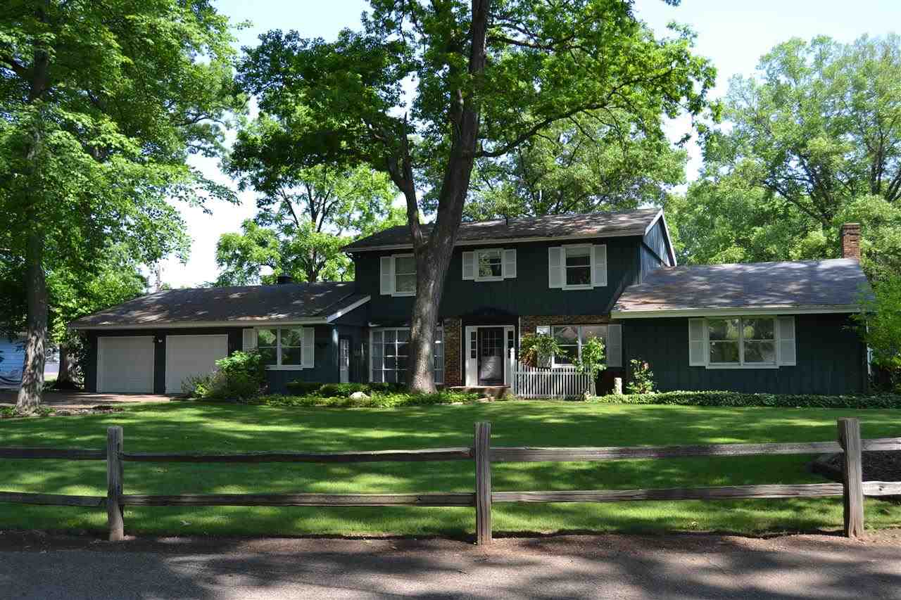 28741 Oakwood Pl, Elkhart, IN 46514 photo 1