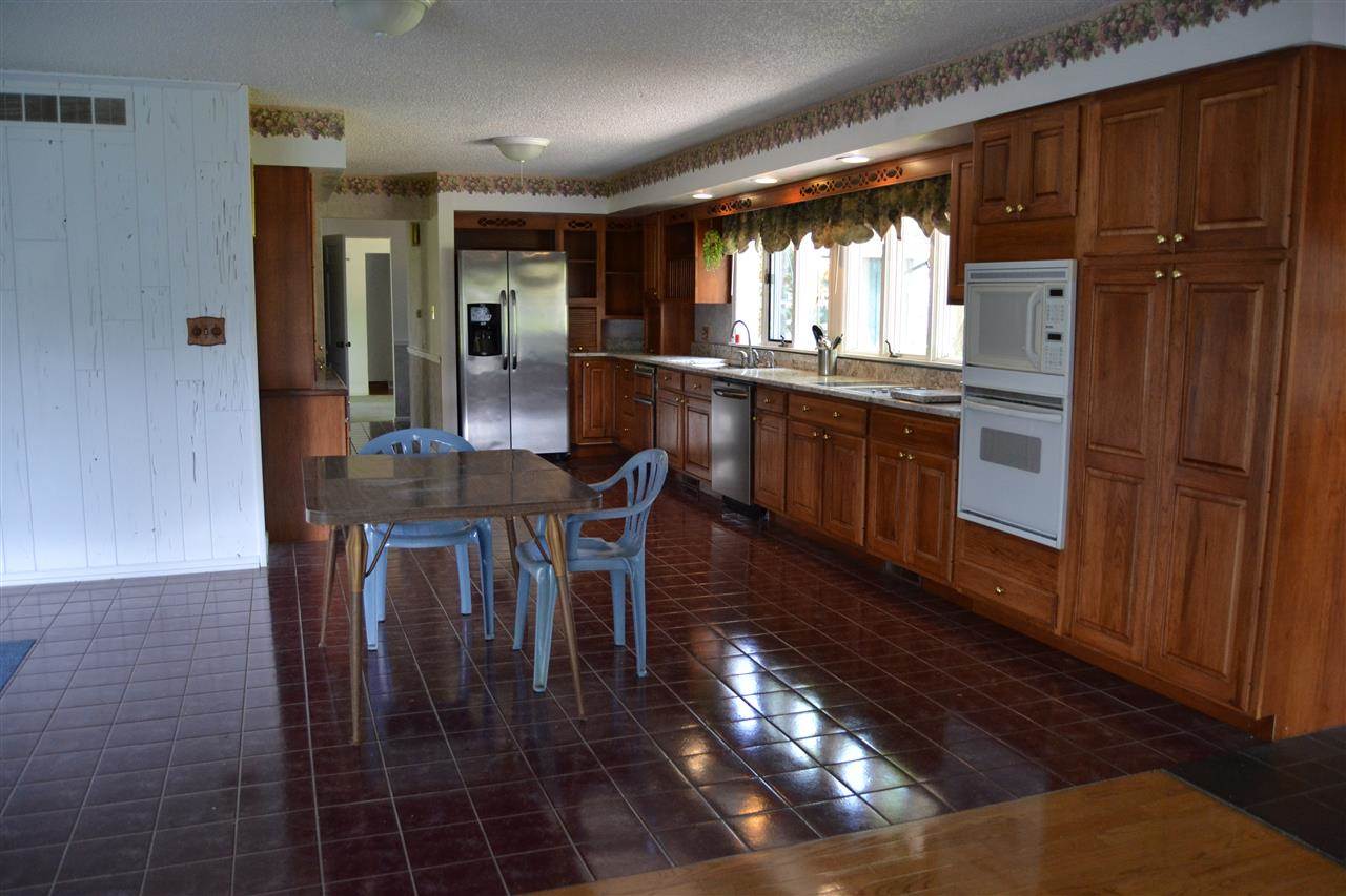 28741 Oakwood Pl, Elkhart, IN 46514 photo 8