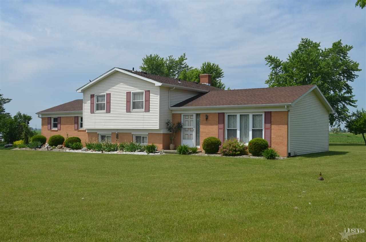 3911 N Roussey Rd, Woodburn, IN 46797 photo 4