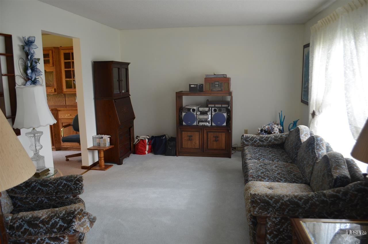 3911 N Roussey Rd, Woodburn, IN 46797 photo 11