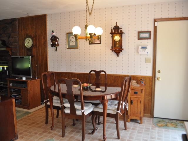 22912 County Road 4, Elkhart, IN 46514 photo 3