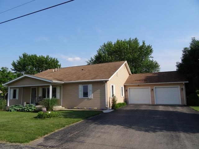 7475 W Lutes Dr, Warsaw, IN 46582 photo 1