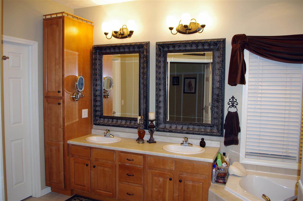 14057 Northampton Ct, Granger, IN 46530 photo 19