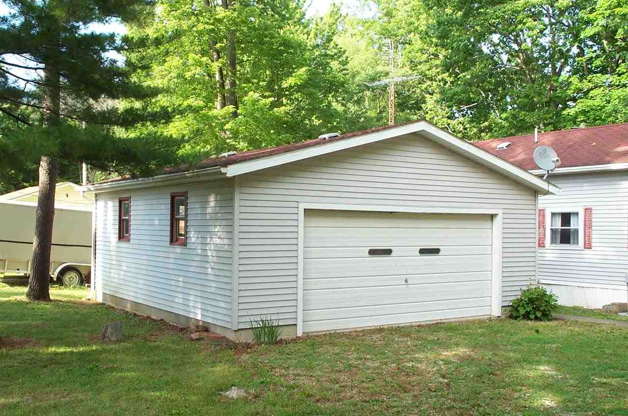 3059 S Peoria Dr, Peru, IN 46970 photo 2
