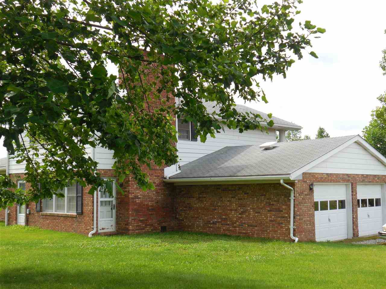 911 Julian Dr, Boonville, IN 47601 photo 3