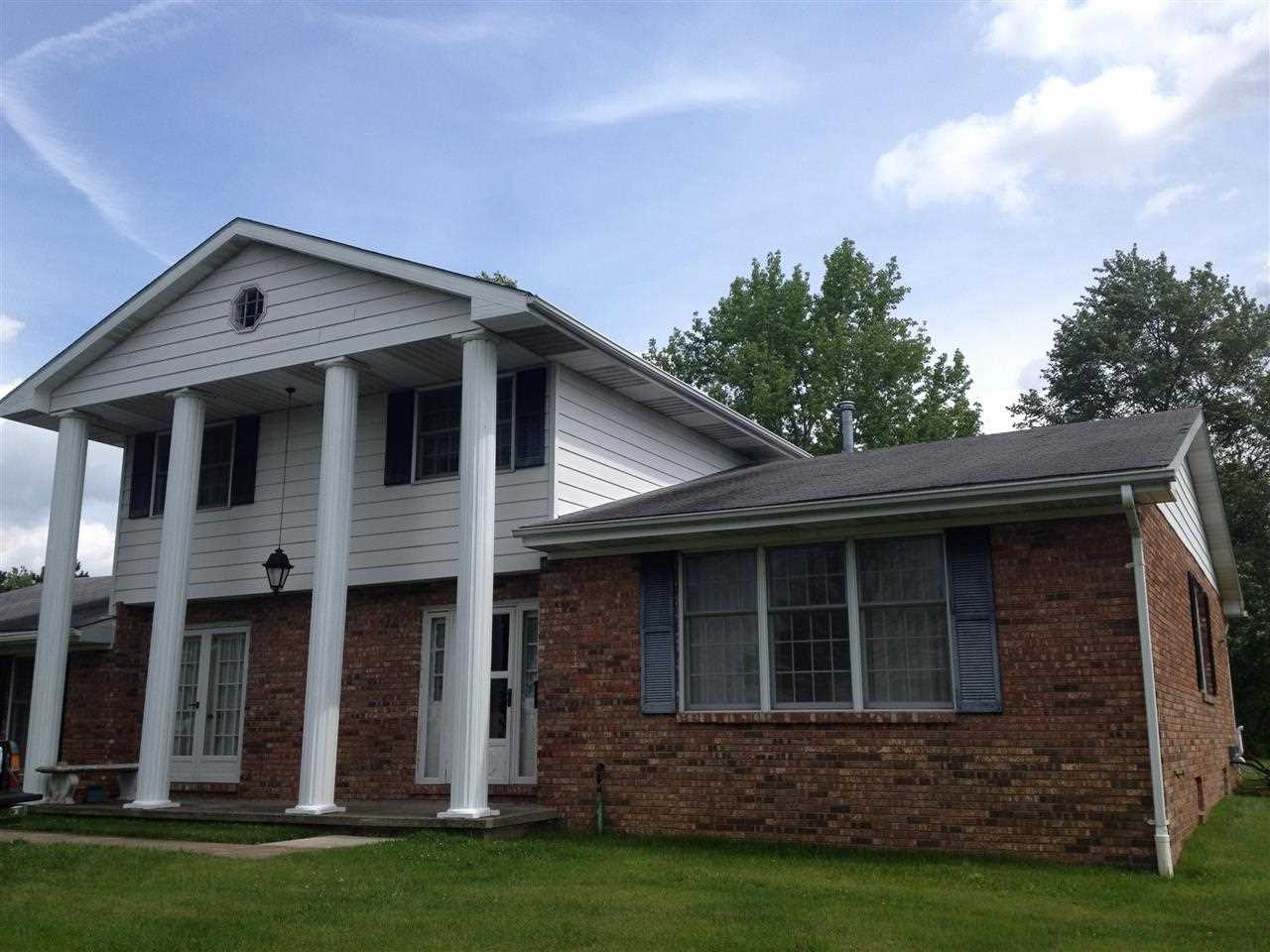 911 Julian Dr, Boonville, IN 47601 photo 2