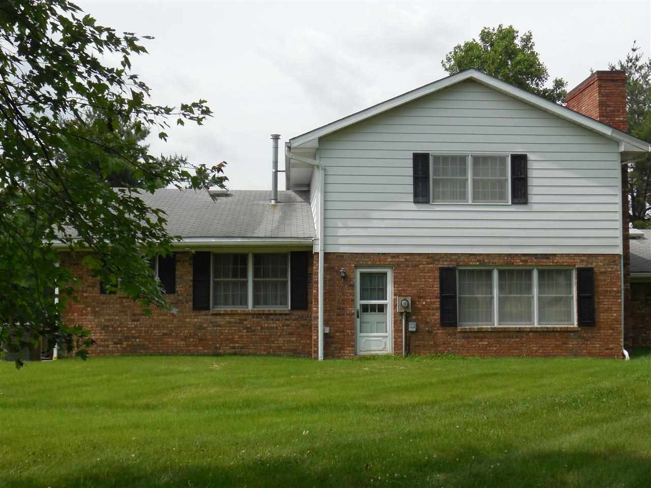 911 Julian Dr, Boonville, IN 47601 photo 4