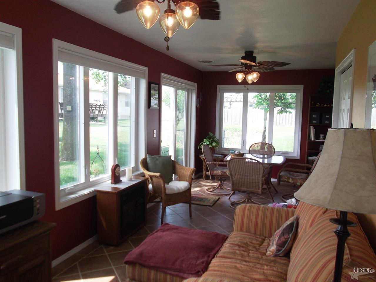 1500 Canterbury Ct, Huntington, IN 46750 photo 3