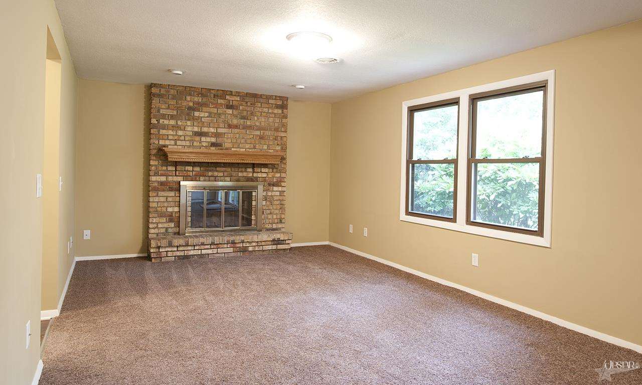 4725 Ottawa Dr, Fort Wayne, IN 46835 photo 6