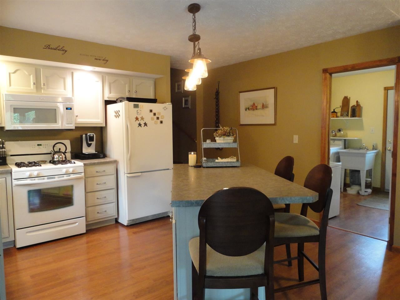 809 N River Rd, Bristol, IN 46507 photo 4