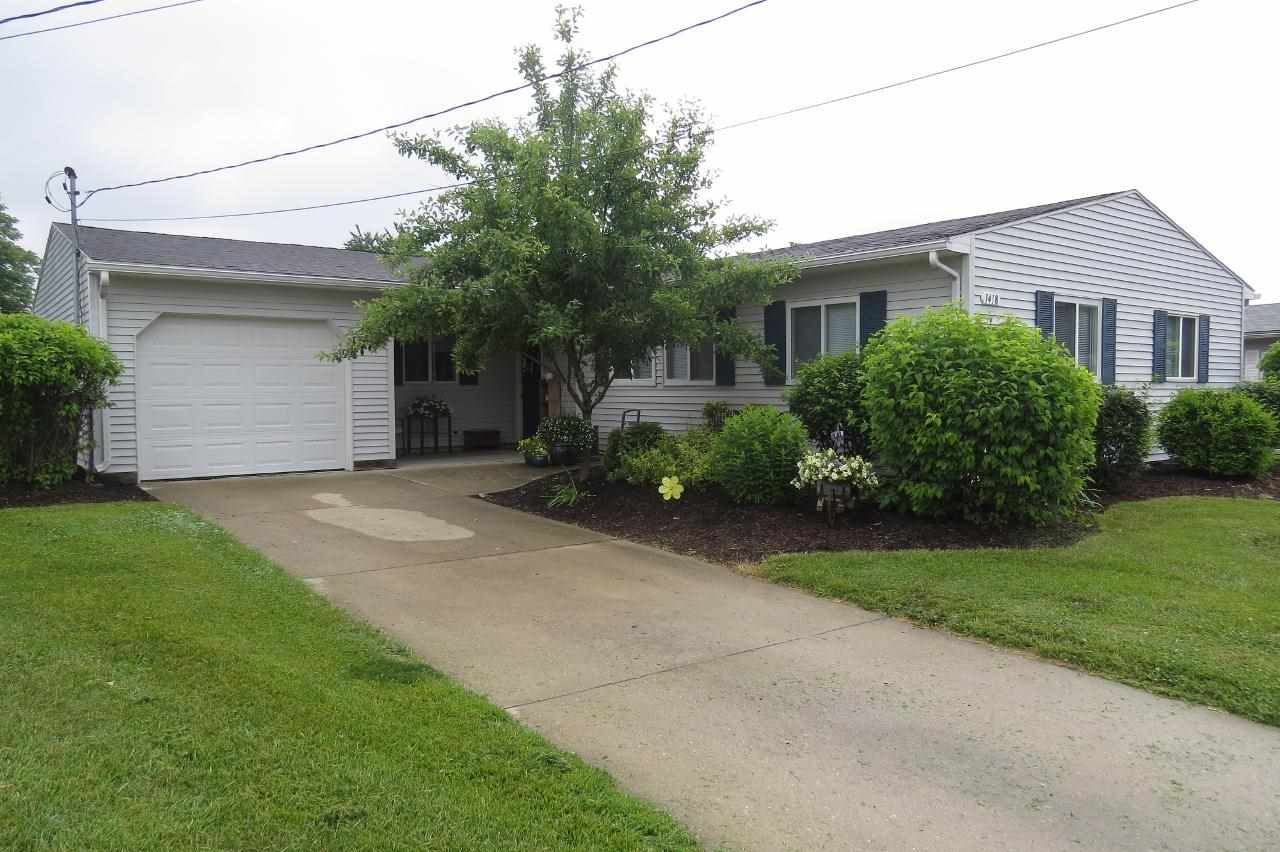 1418 Eglin Ave, Peru, IN 46970 photo 1